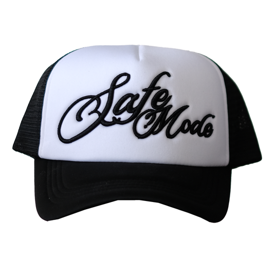 SAFE MODE 24 LOGO TRUCKER